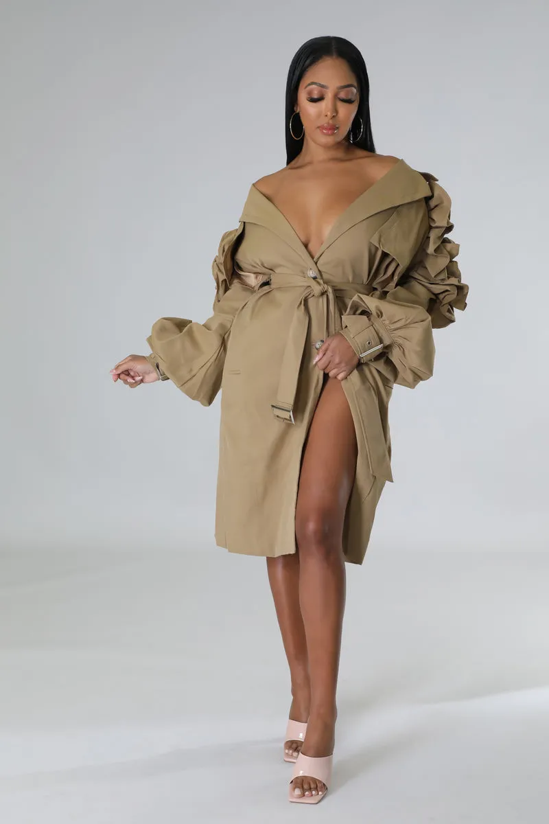 AJK6504P - RUFFLE SHOULDER TRENCH COAT
