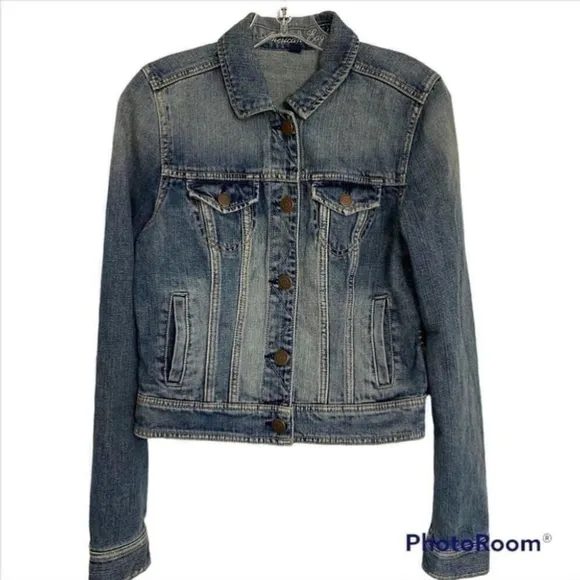 AMERICAN eagle denim jacket size M