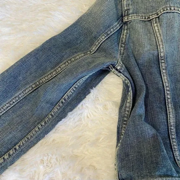 AMERICAN eagle denim jacket size M