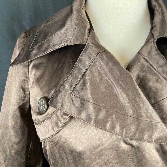 Bebe women’s satin trench coat