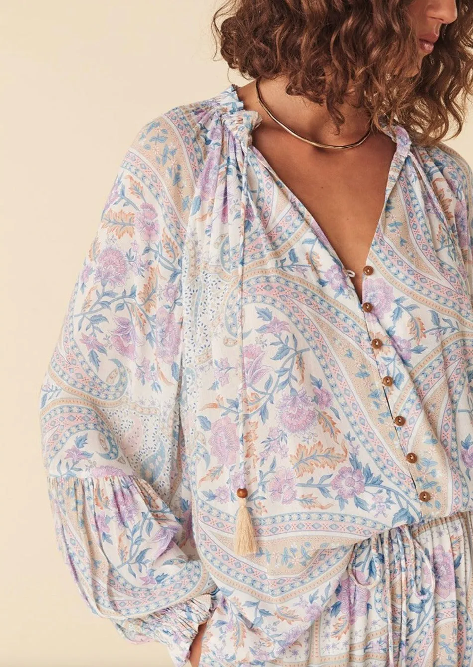 Belladonna Blouse Light Pastel