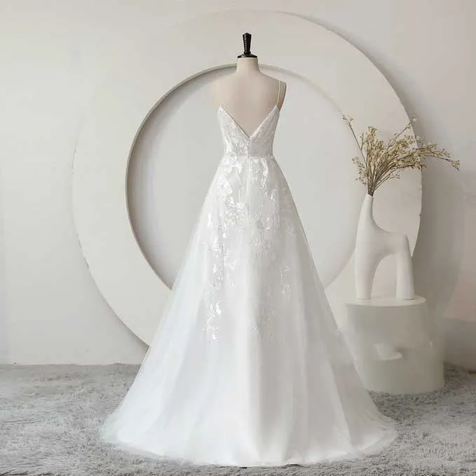 Boho Lace Wedding Dress with Soft Tulle Skirt ET3059