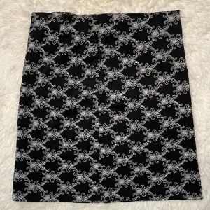 Cache Black &amp; White Embroidered A-Line Skirt