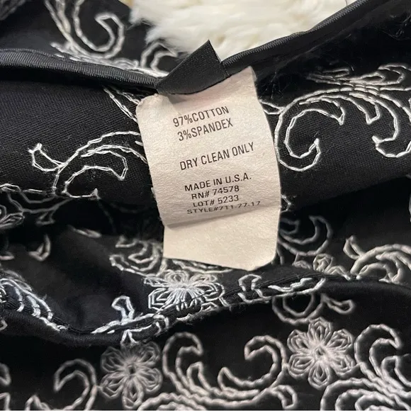 Cache Black &amp; White Embroidered A-Line Skirt