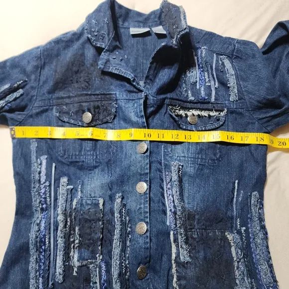 Chico's Embellished Distressed Frayed Denim Jacket Size Small