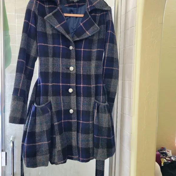 COFFEESHOP plaid wool coat bubble hem trench