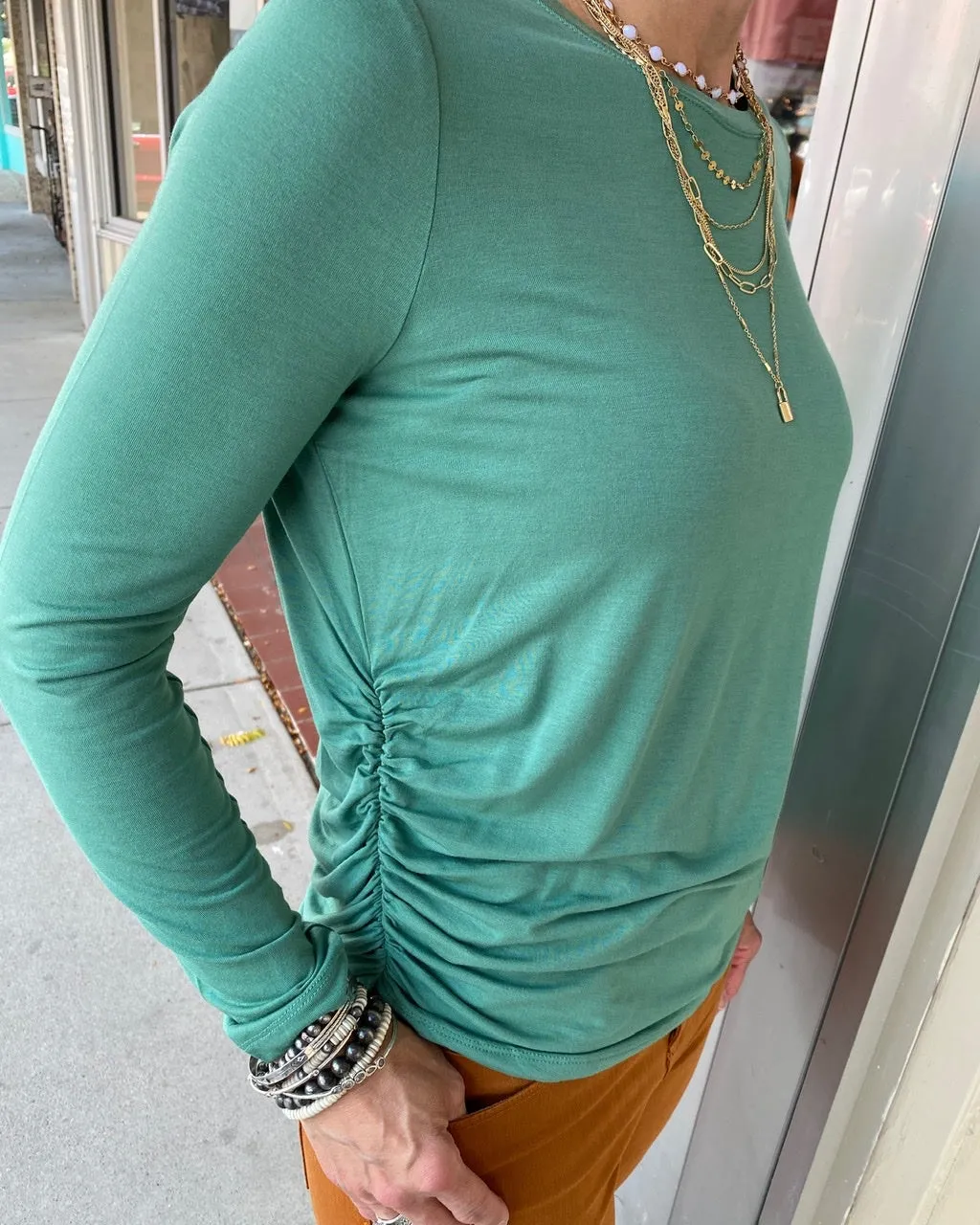 Crew Neck Long Slv Model Knit Top w Side Shirring