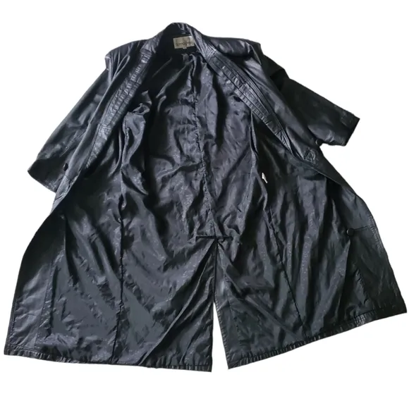 Donna Pelle Leather Black Trench Coat. Size Medium.