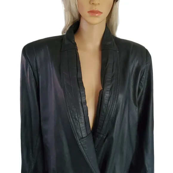 Donna Pelle Leather Black Trench Coat. Size Medium.