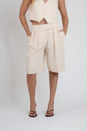 Double Pleated Crepe Shorts in Bisque