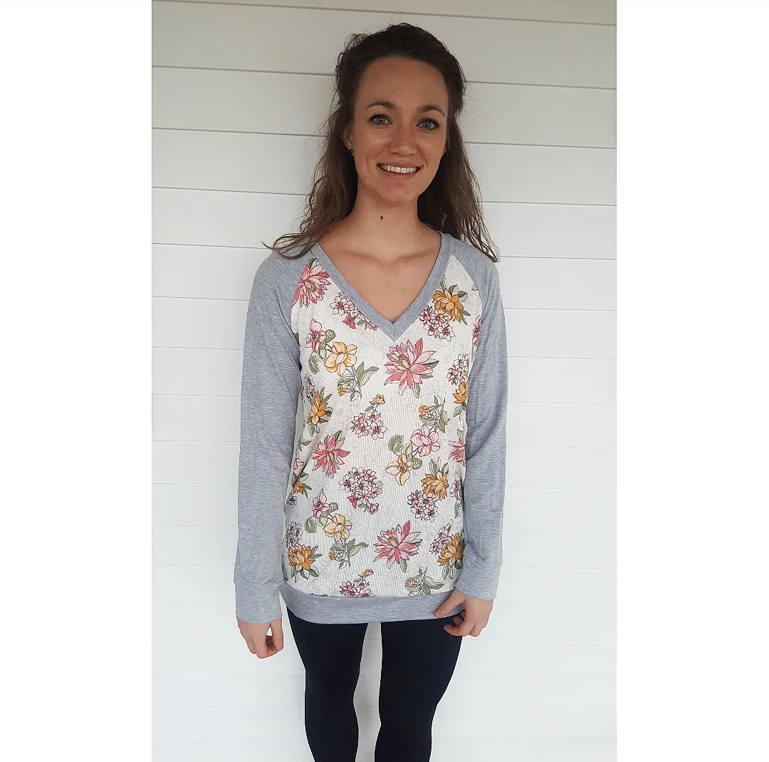 Floral V-Neck Pullover