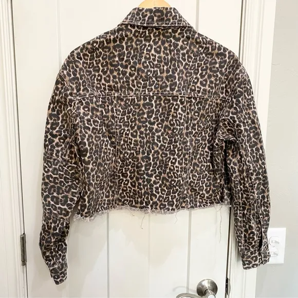 Free People animal leopard cheetah jacket with cropped cutoff hemline size xs
