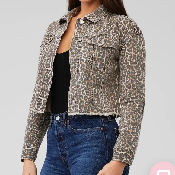 Free People animal leopard cheetah jacket with cropped cutoff hemline size xs