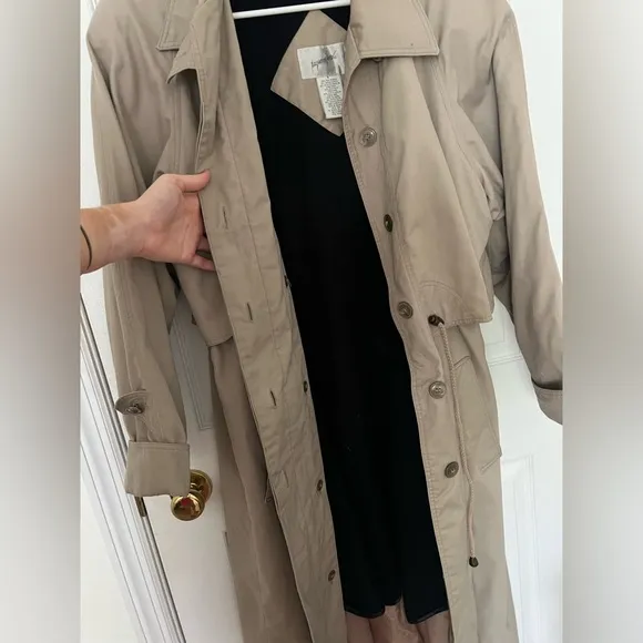 Jacqueline Ferrar Women’s Wrap Coat / Trench Coat - Size 8