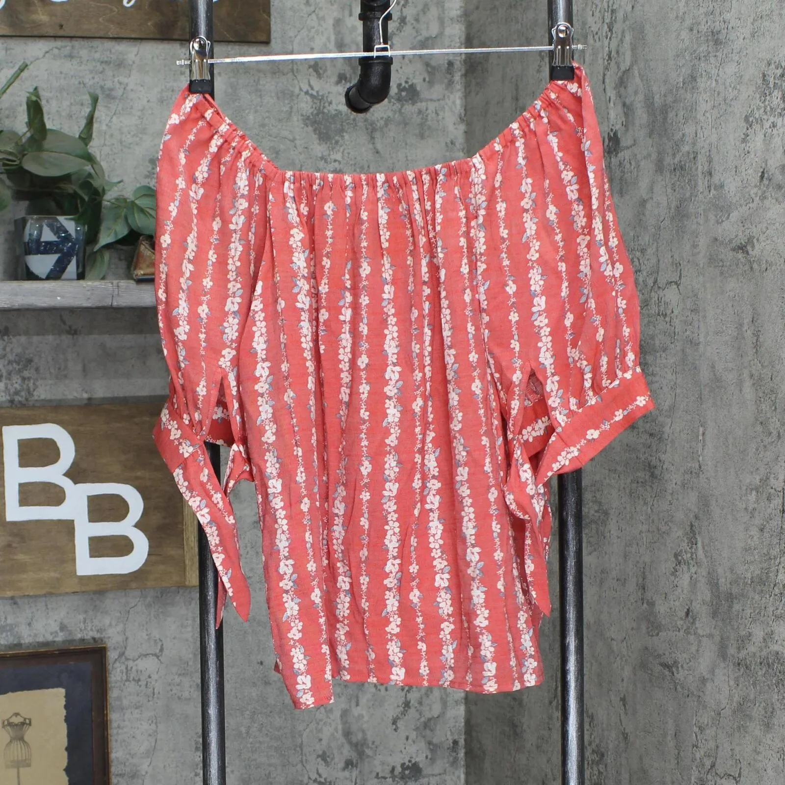 LC Lauren Conrad Woven Button Up Off the Shoulder Blouse Shirt Top Red Floral S