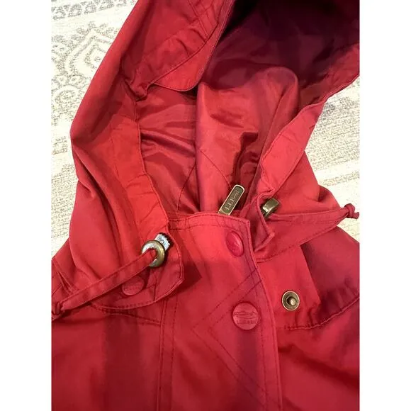 LL Bean Women's Red Trench Coat with Zip off Wool‎ Liner Size Petite Medium