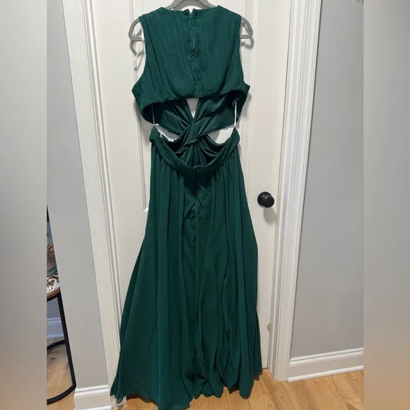 Lulus Vivid Imagination NWOT size XXL Emerald Green Cutout Maxi Dress