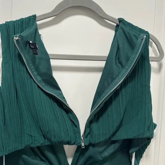 Lulus Vivid Imagination NWOT size XXL Emerald Green Cutout Maxi Dress