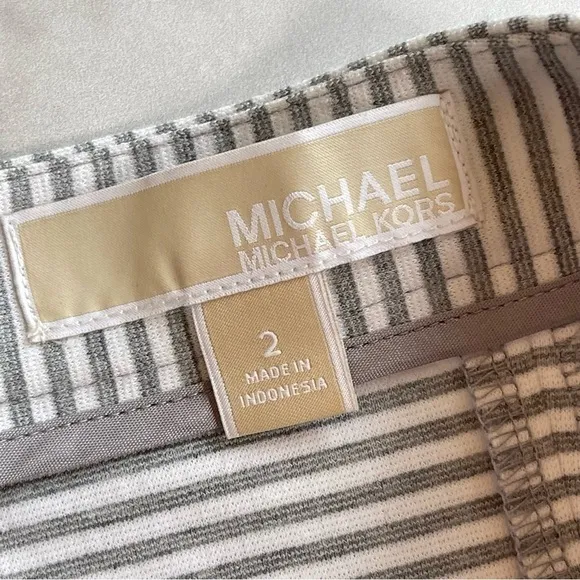 Michael Michael Kors Women’s size 2 Gray Striped A-Line Flare Mini Skirt