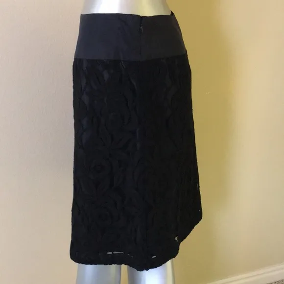 MOULINETTE SOEURS | &quot;Midnight Theater&quot; Black Floral Lace A-Line Skirt