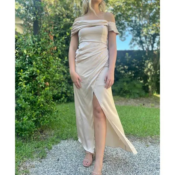 NEW DO BE long pleated dress in beige