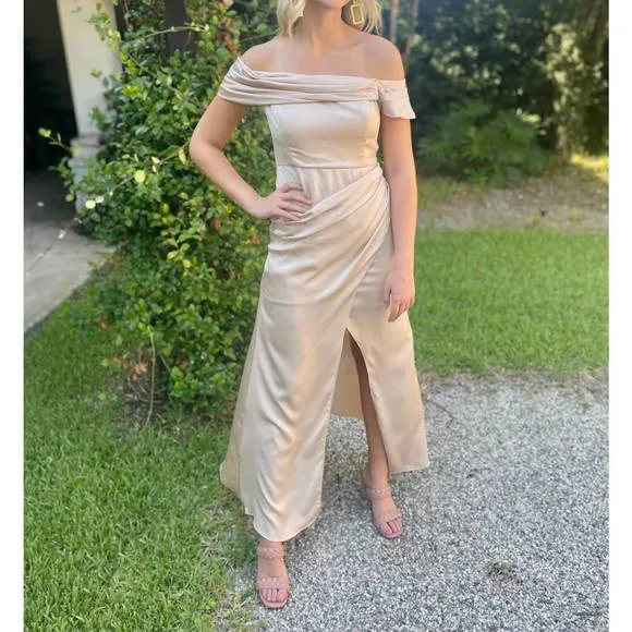 NEW DO BE long pleated dress in beige