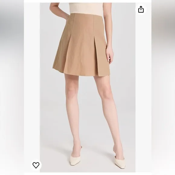 NWOT Vince Pleated A-Line Skirt in Sandshell Size 16