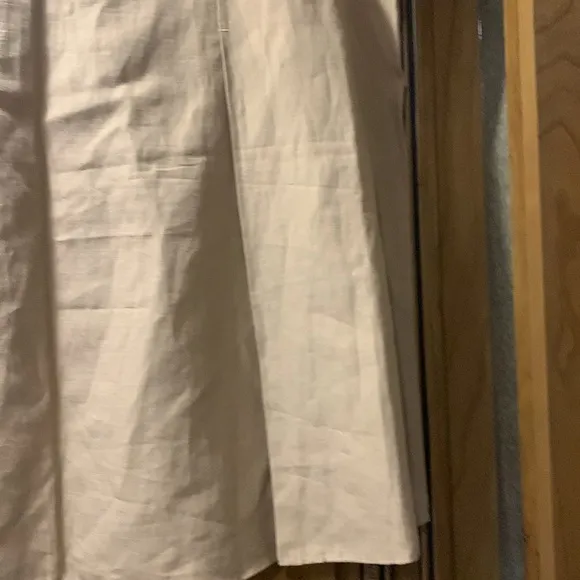 NWOT Vince Pleated A-Line Skirt in Sandshell Size 16