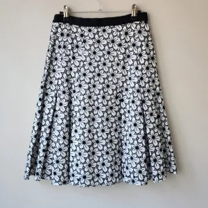 NWT Brooks Brothers Womens Black White Floral Embroidered Eyelet A Line Skirt 2