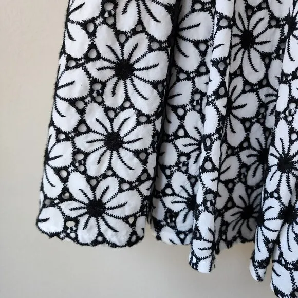 NWT Brooks Brothers Womens Black White Floral Embroidered Eyelet A Line Skirt 2