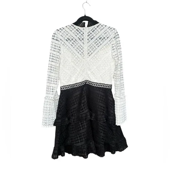 NWT Gianni Bini Lace Black &amp; White Pleated Tiered Dress MSRP $139 Size Medium