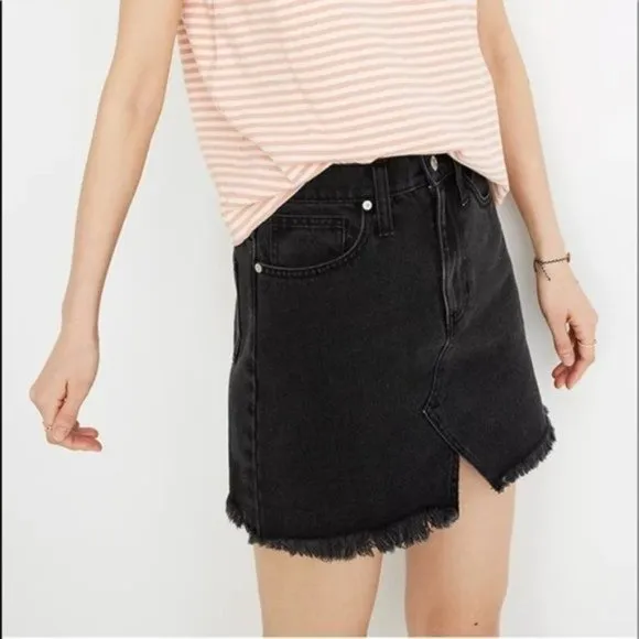 NWT Madewell Black Rigid Denim A-Line Mini Skirt