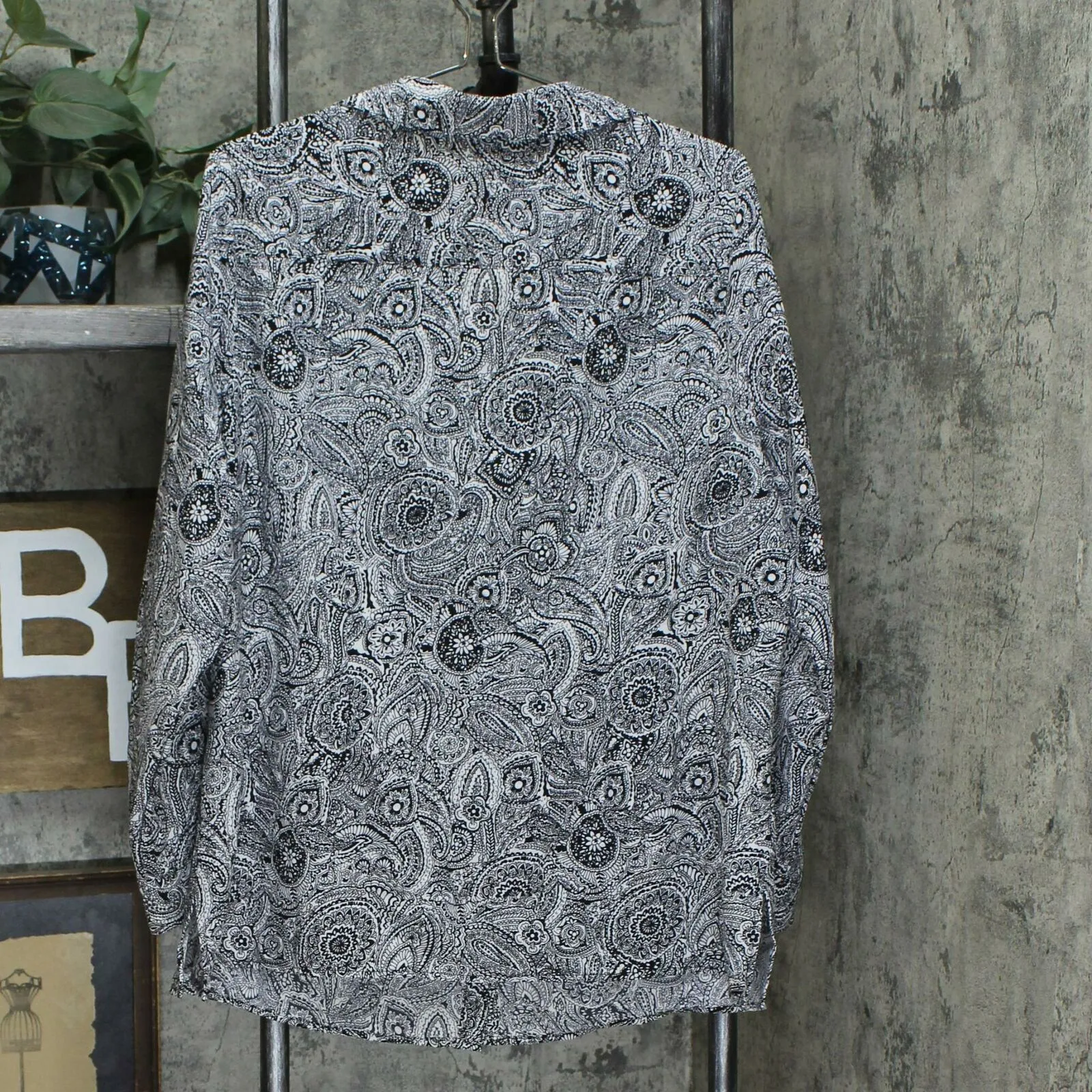 NY Collection Plus Size Paisley Button Front Utility Blouse
