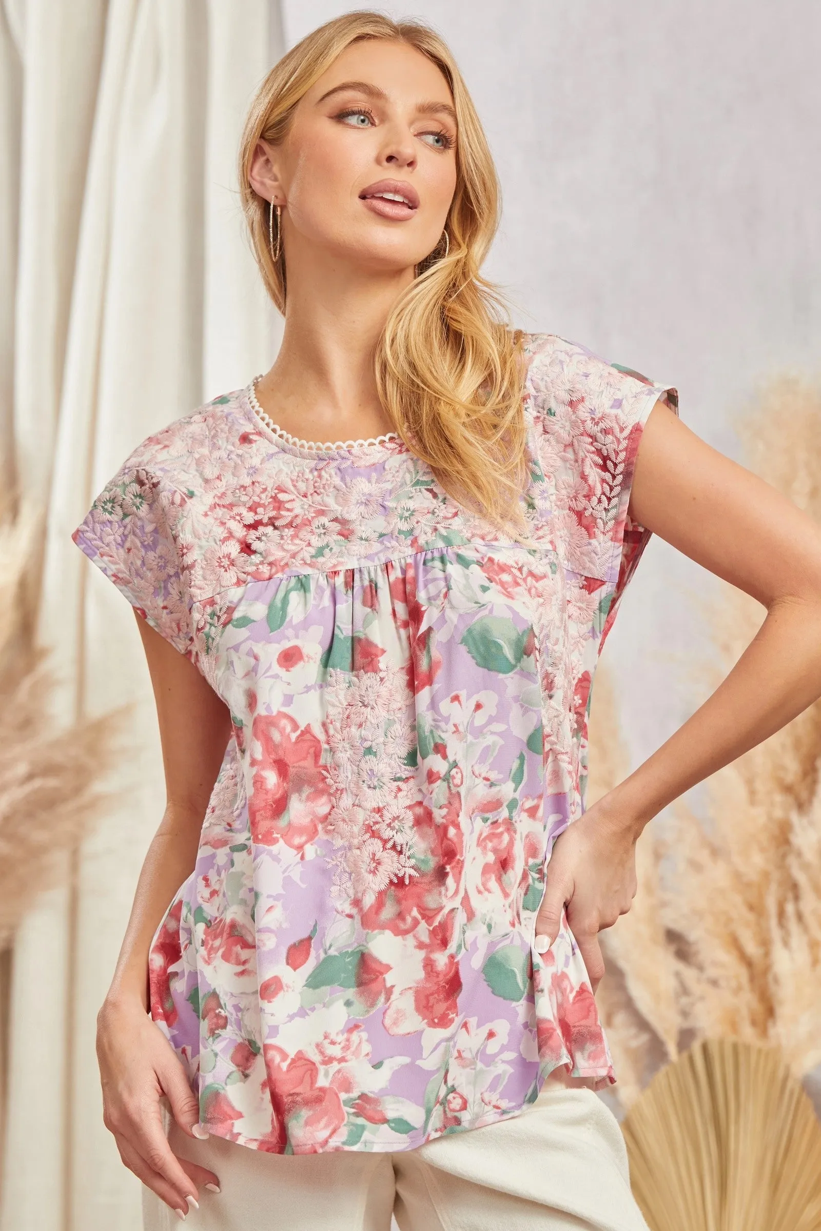 Roses are Red emroidered blouse S-2x/3x * on sale *