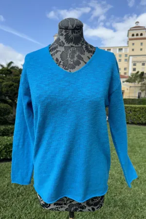Solid Cotton V-Neck in Ibiza