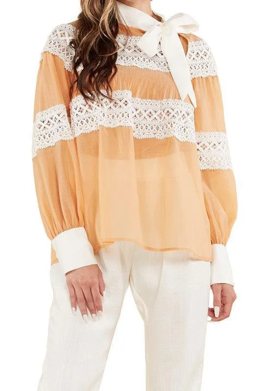 TWO PIECE CROCHET DETAIL PANT SET