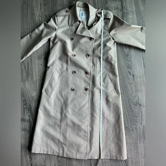 Vintage London Fog Khaki Tan Trench Coat