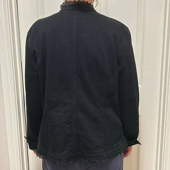 Women’s Chicos dressed up black denim jean jacket