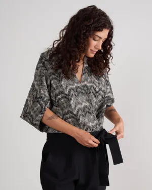 wrap aki shrug - cotton feather jacquard