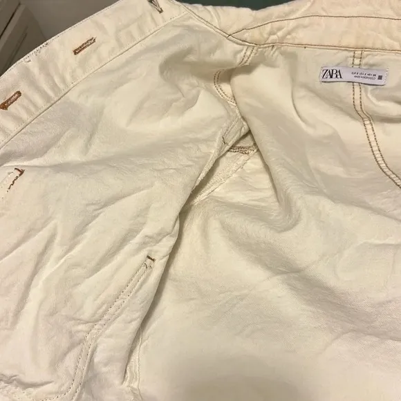 Zara cream denim jacket with rose gold buttons