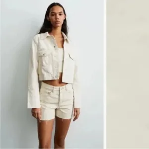 Zara cream denim jacket with rose gold buttons
